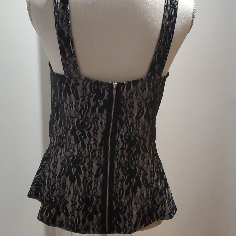 Express top - Picture 2 of 8